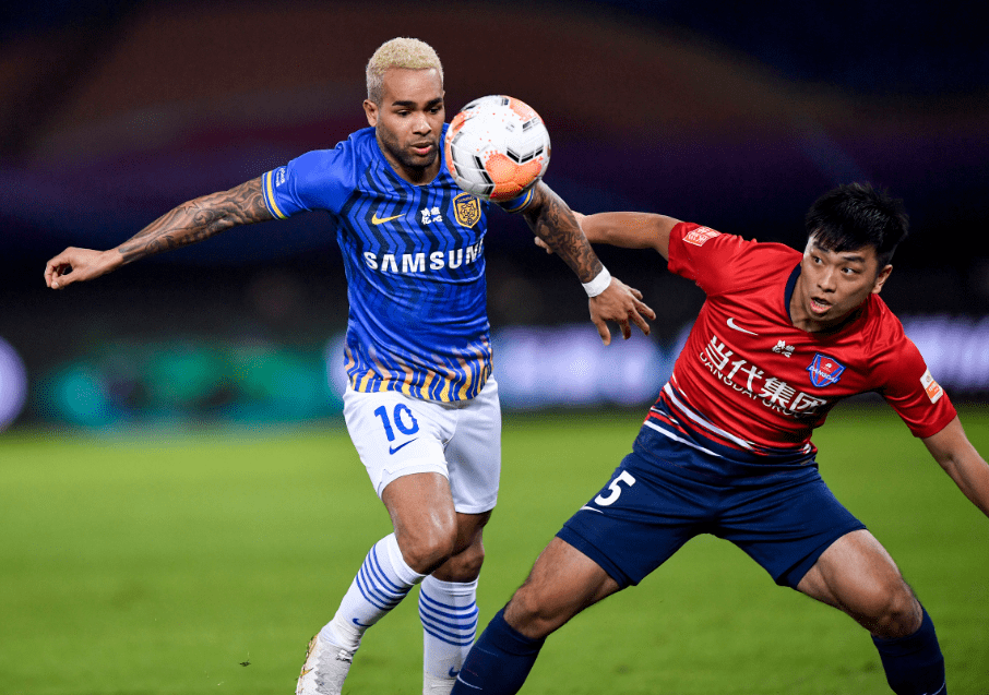  转折点多伦多猛龙回应争议，中超今晨攻防权衡，压力陡增，赛程密集仍需轮换