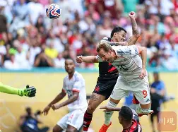 九游体育- 德约科维奇和莎拉波娃广告 